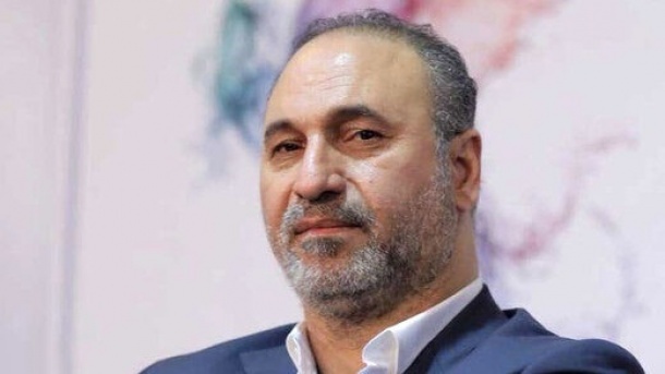 روزنامه دولت: حمید فرخ نژاد ۳ میلیارد دستمزدش را گرفته و از ایران فرار کرده