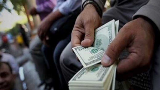 ۱۰۰ نفر از سوداگران ارز دستگیر شدند