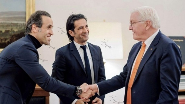 عکس جنجالی علی کریمی با رئیس جمهور آلمان