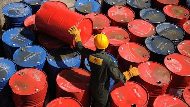 بهای نفت در بازارهای جهانی