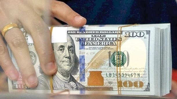 سرگیجه قیمتی بازار دلار