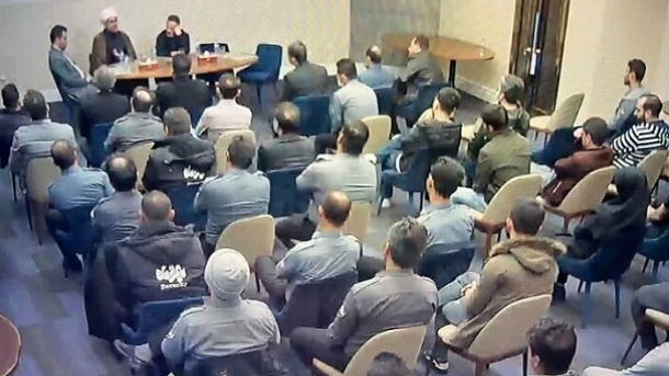 عکس | کلاس توجیهی حجاب و عفاف در مجتمع مهر و ماه قم