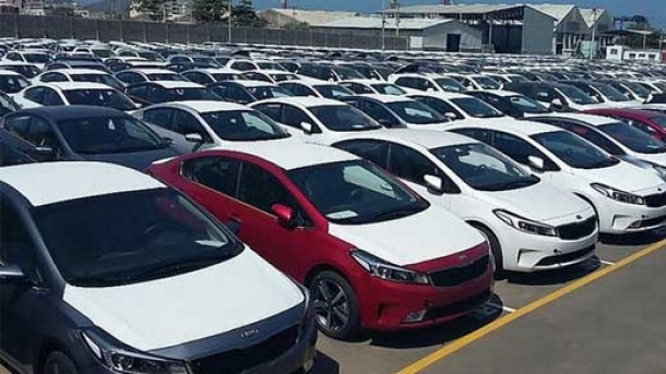 آغاز مزایده 671 خودروی خارجی تا 20 دی ماه