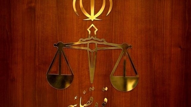 یک منبع آگاه علت ممانعت از خروج همسر علی دایی را اعلام کرد