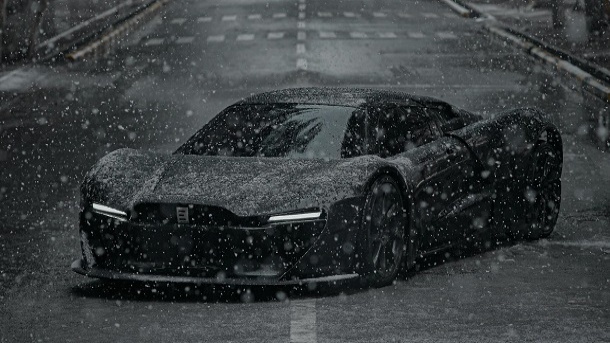 رونمایی از اولین خودروی مدرن ساخت افغانستان