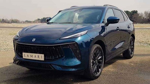 خودرو لاماری فردا دوشنبه در بورس کالا