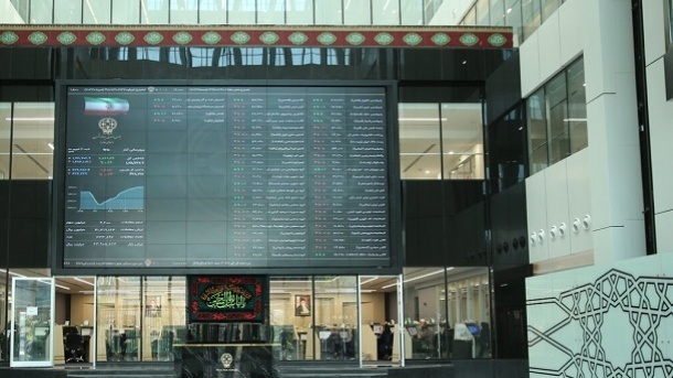 شاخص بورس منفی شد