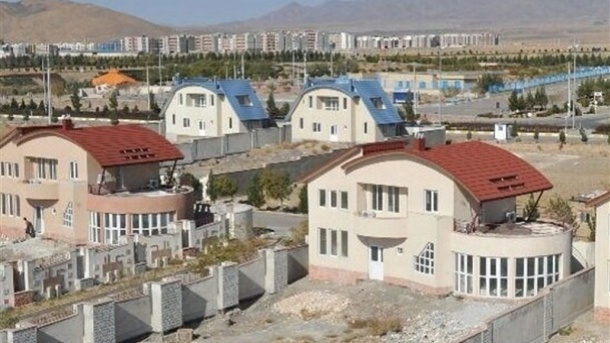 آغاز ساخت خانه‌های ویلایی نهضت ملی مسکن در 8 شهر 