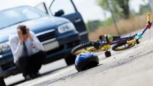 قانون تصادف خودرو با دوچرخه