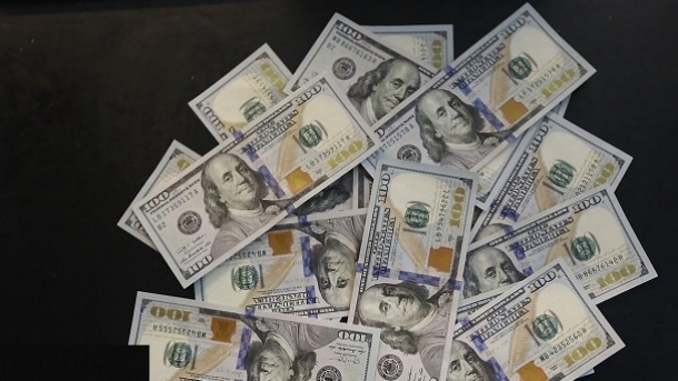 معامله دلار توافقی در کانال 38 هزار تومان