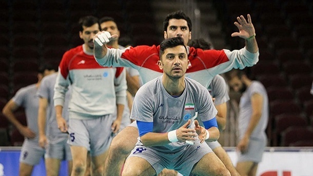 صدور حکم جلب فرهاد ظریف به‌خاطر استوری ساختارشکن