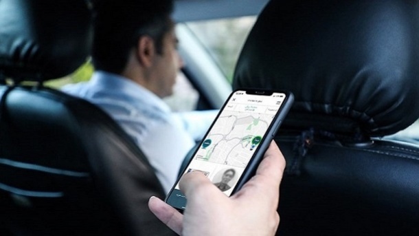 قمه کشی در تاکسی اینترنتی