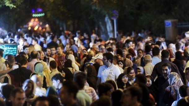 طبقه متوسط جامعه در حال فروپاشی است