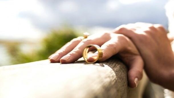 اگر حق طلاق با زن باشد طلاق چقدر طول خواهد کشید؟