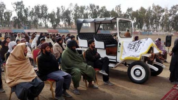 اولین خودروی دست‌ساز افغانستان رونمایی شد