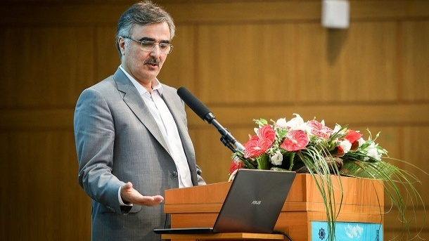 فرزین: نگران نباشید، حواسمان به بازار ارز هست