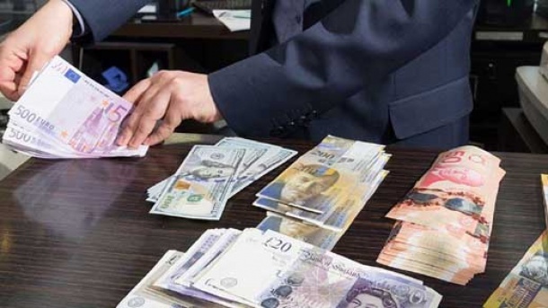 ورود بانک مرکزی به بازار آزاد ارز از امروز