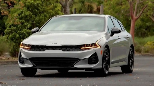 شورای رقابت: واردات خودرو تسهیل میشود