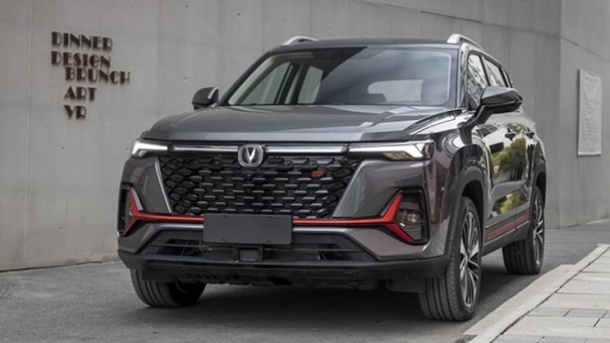 اولین خودرو خارجی برای عرضه در بورس کالا قیمتگذاری شد