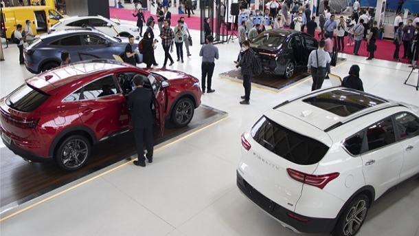 موضع وزارت صمت، عرضه خودرو در بورس کالاست