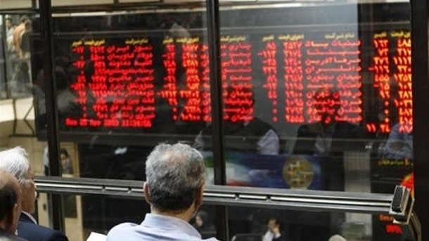 ریسک افزایش نرخ سود بانکی از سر بورس برداشته شد