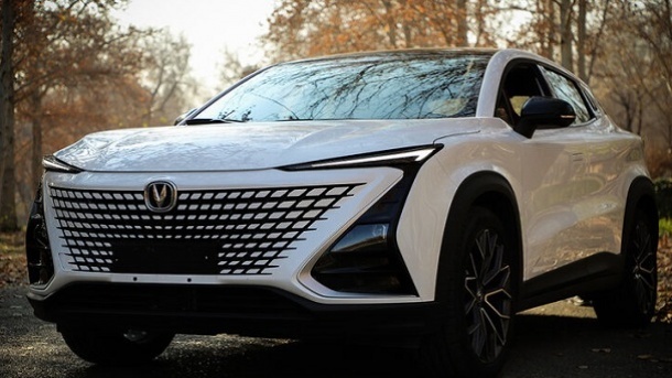 مذاکره صمت و بورس برای عرضه خودروهای وارداتی