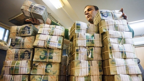 نسبت پول به نقدینگی باز هم رکوردشکنی کرد