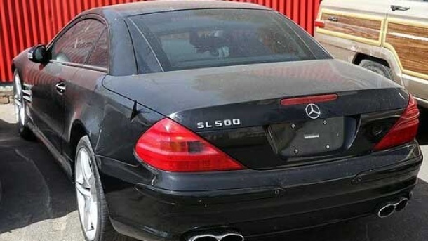 خودروهای قاچاق به دستگاه های دولتی فروخته می شود