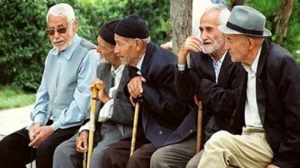 عیدی بازنشستگان کی واریز می شود؟