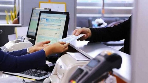 چراغ سبز برای انحلال بانک های ناتراز