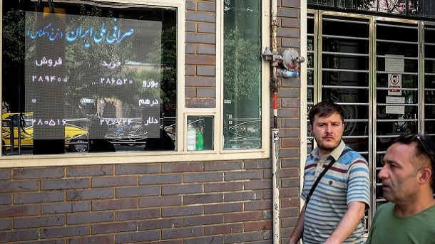 رابطه داغ شدن بازار خودرو و رکود بازار ارز