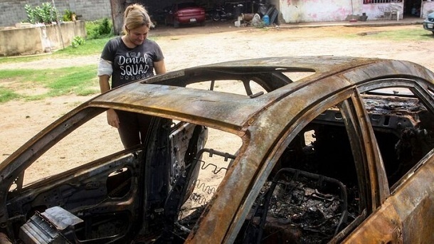 آتش گرفتن خودروها در ونزوئلا زیر سر بنزین‌ ایرانی؟