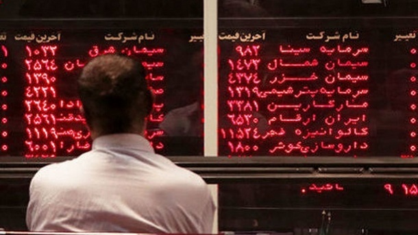 دستور فروش به حقوقیهای بورس تکذیب شد