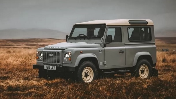 خودرو لندروور دیفندر آیلی