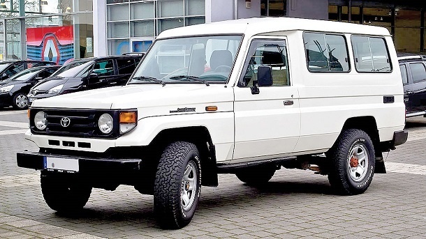 جوان‌سازی تویوتا لندکروز J70