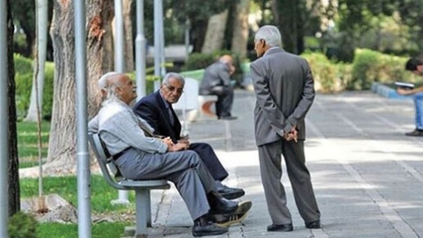 بازنشستگان در انتظار یک نشست فوق العاده