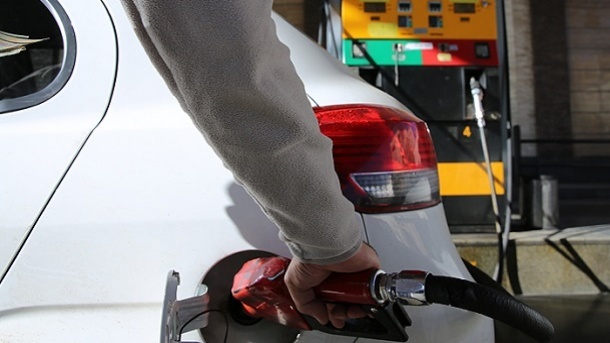 مصرف بنزین بیشتر با نرخ بین‌المللی محاسبه شود