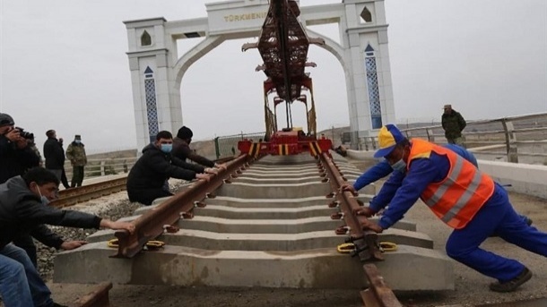 اتصال ریلی دریای خزر به خلیج فارس