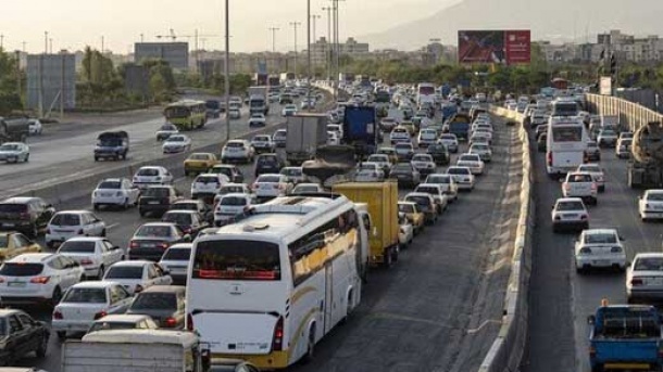 احتمال دو طبقه شدن آزادراه تهران- کرج