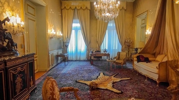 ناپدید شدن فرش‌های قیمتی کاخ سعدآباد