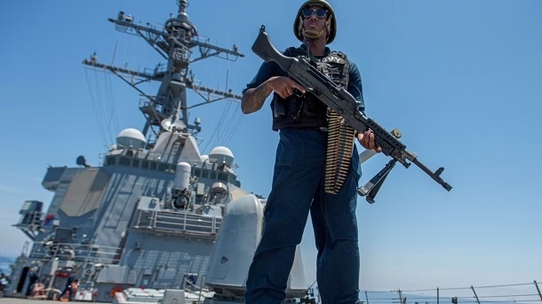 امارات از ائتلاف دریایی آمریکا در خلیج فارس خارج شد