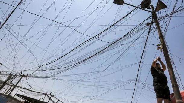 صادرات برق ایران به عراق کاهش یافت