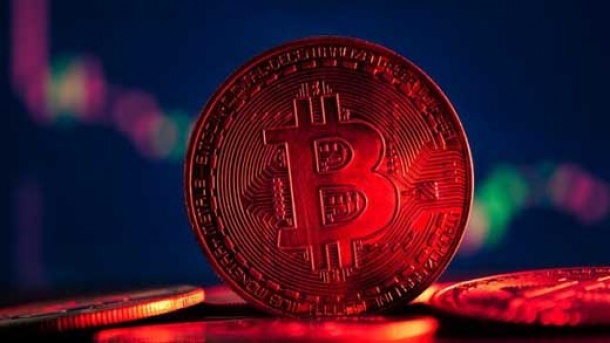 سقوط شدید بیت کوین در پی شکایت از بایننس