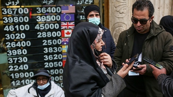 ریزش قیمت در بازار سکه، طلا و دلار 1402/03/17