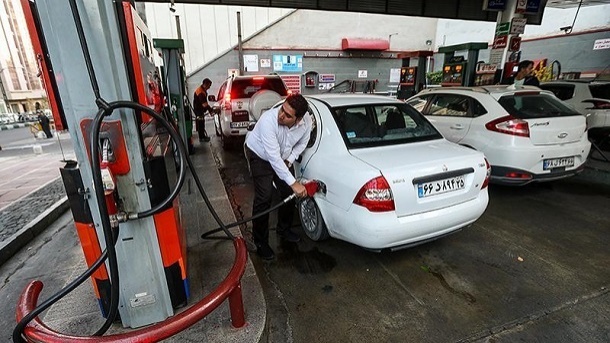 تکذیب افزایش و 3 نرخی شدن قیمت بنزین