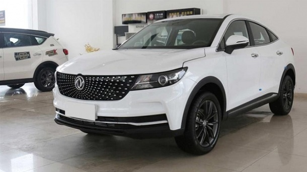 عرضه غیرمجاز خودروسازان در بورس کالا 