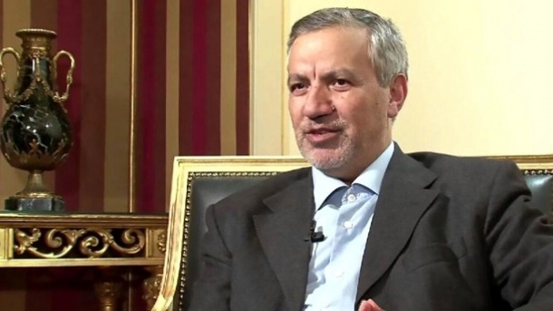 انتقاد عطاالله مهاجرانی از قالیباف و مجلس برای ممنوع النطق کردن یک نماینده