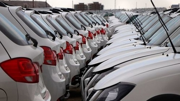 خودروها در سال 1403 هم به دست مشتری نمی‌رسد