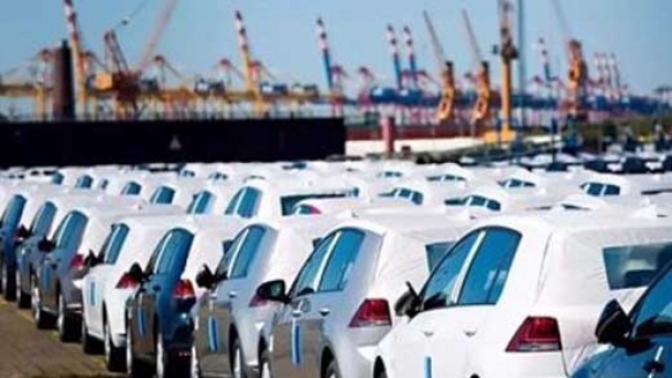 واردات خودروهای کارکرده چه تاثیری بر بازار می گذارد؟