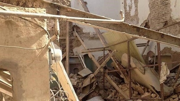ساختمان دوطبقه بر سر 4 نفر در بهارستان فرو ریخت
